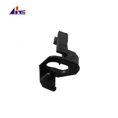 ATM 예비 부품 Diebold Opteva 넓은 펜더 스트립퍼 49016962000D