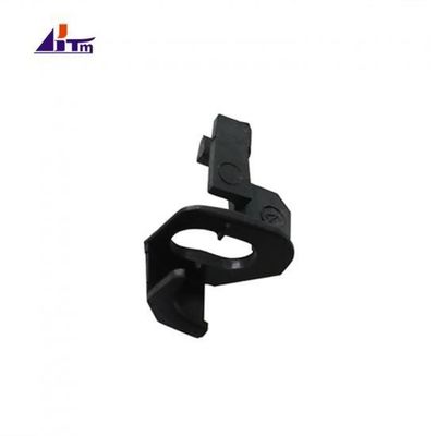 ATM 예비 부품 Diebold Opteva 넓은 펜더 스트립퍼 49016962000D